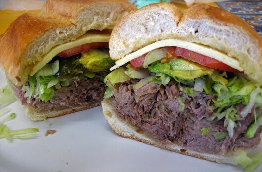 veracruzana-carnitas-torta veracruzana-carnitas-torta