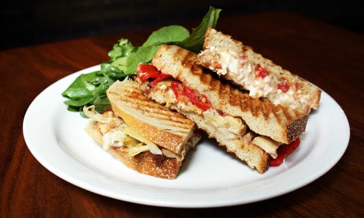 tria-artichoke-panino